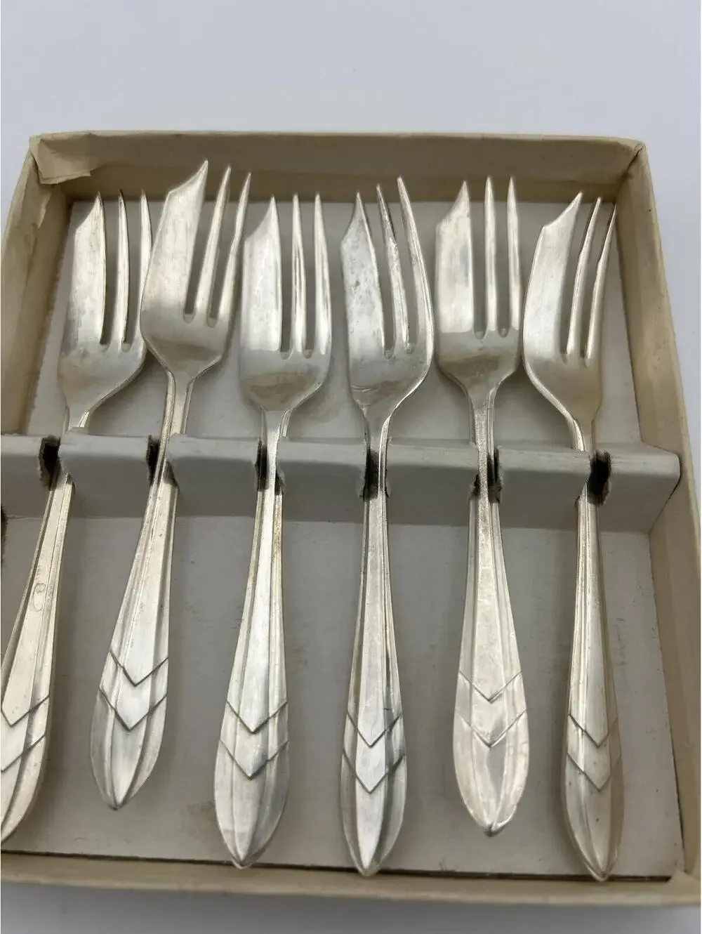 Vintage Set of 6 Silver Plated‎ Forks in Decorative Box